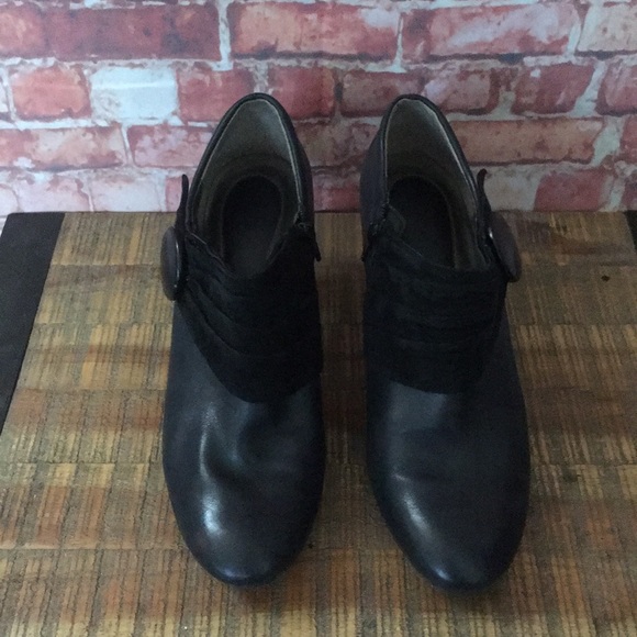 Naturalizer Black Leather BESPOKE Ankle Boots-8.5 - Picture 2 of 7